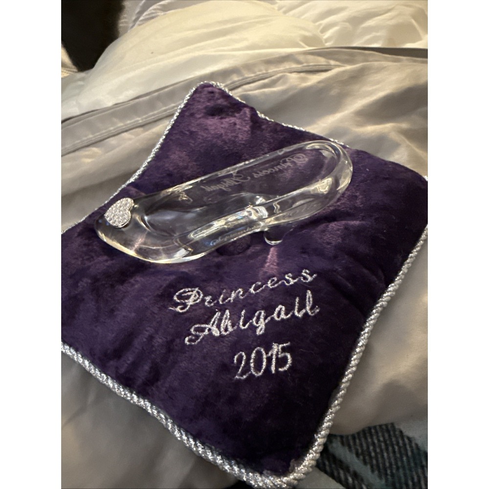 Walt Disney World Cinderellas Castle Glass Slipper And Pillow (Abby)